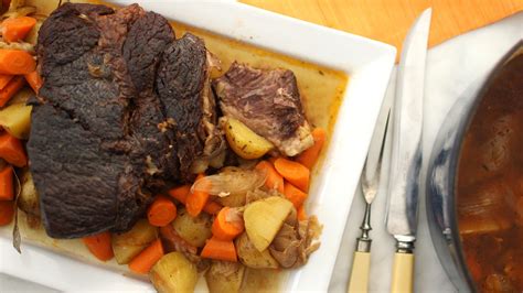 Video: Pot Roast, The Perfect Make Ahead Meal | Martha Stewart