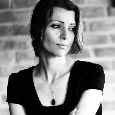 Elif Shafak: 7 truly captivating talks | TED Talks