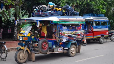 Tuk-tuk or Jumbo, Luang Prabang, Laos | Lao tuk-tuks come as… | Flickr