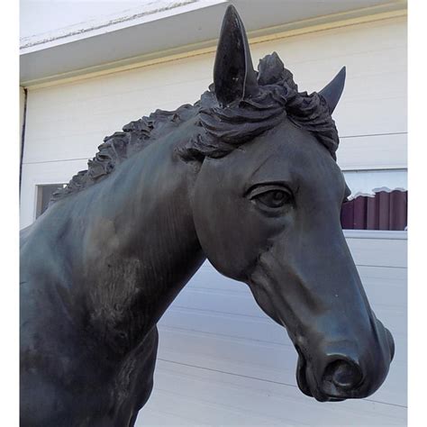 Life-Sized Bronze Secretariat Statue For Sale at 1stDibs