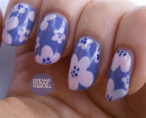 One Nail To Rule Them All: Day 6: Violet Nails