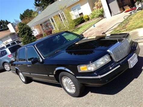 Buy used 1996 Lincoln Town Car Signature Sedan 4-Door 4.6L in South San Francisco, California ...