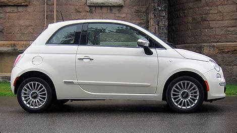 2012 Fiat 500 Lounge Review Editor's Review | Car Reviews | Auto123