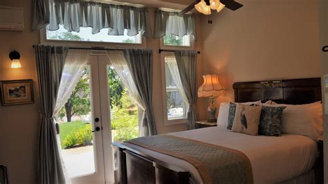 Rooms & Suites at River Belle Inn B&B | Healdsburg CA