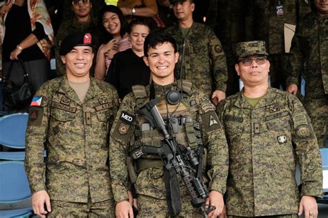 Matteo Guidicelli joins field demonstration at Philippine Military Academy