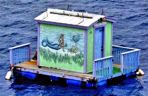 Bahama Bob's Rumstyles: The Mystery of the Mermaid House Floating in the Gulf of Mexico