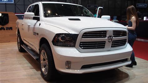 2014 Dodge Ram 1500 HEMI 5.7 Liter - Exterior and Interior Walkaround ...