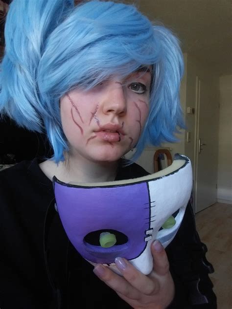 I just started my first sally face cosplay what do y'all think? 👉👈 : r/sallyface