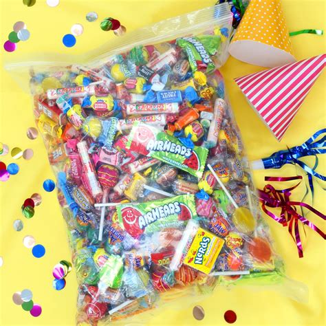 Assorted Candy Party Mix, 5 LB Bulk Bag: OVER 275 Pieces - Candy Bulk ...