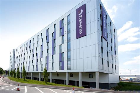 PREMIER INN LONDON HEATHROW AIRPORT TERMINAL 4 HOTEL - UPDATED 2024 Reviews & Price Comparison ...