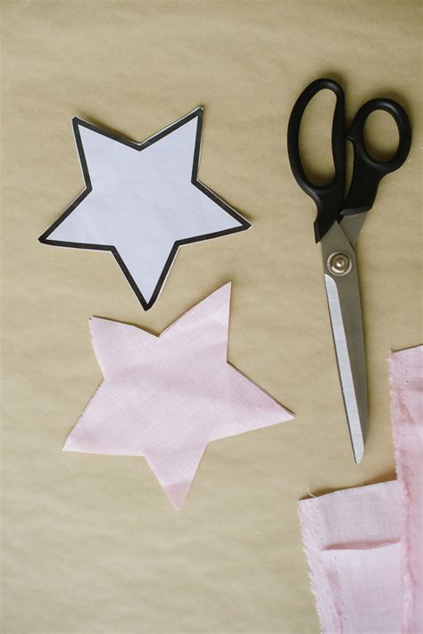 A moment of crafts: DIY time: magic stick!