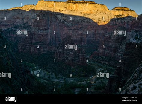 Observation point zion hi-res stock photography and images - Alamy