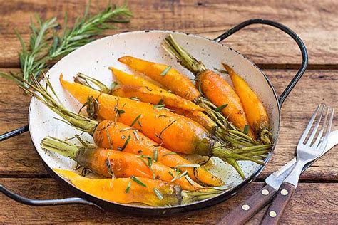 Roasted Rosemary Carrots with Honey Glaze | Foodal