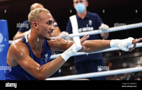 Tokyo, Japan. 1st Aug, 2021. Benjamin Whittaker (blue) of Great Britain ...