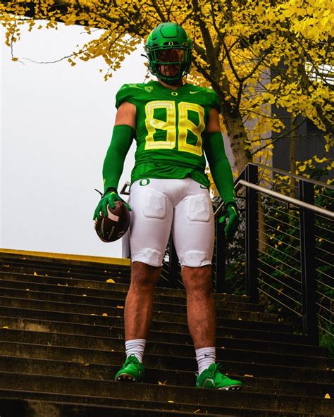 Oregon Ducks Unveil Uniforms Honoring Spencer Webb for Oregon State Beavers Matchup - Sports ...