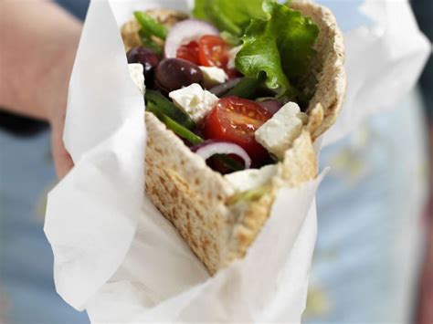 Greek Salad Pita Pocket Recipe | EatSmarter