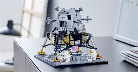 NASA Apollo 11 Lunar Lander – The Gear Journal