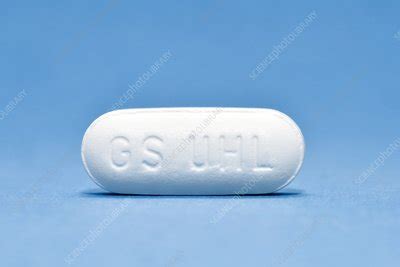 Pazopanib cancer drug - Stock Image - C038/7537 - Science Photo Library