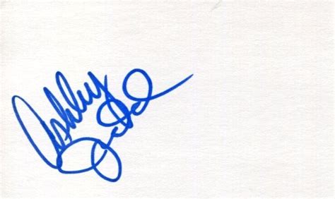Ashley Judd Double Jeopardy Missing Star Trek Heat Frida Signed Autograph Opens in a new window ...