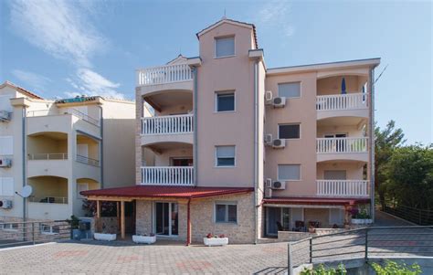 Apartment (4+1) Tisno, Tisno, Croatia