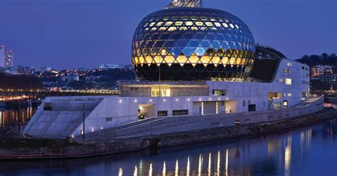 La Seine Musicale is a building that's a boat that's an island | WIRED UK