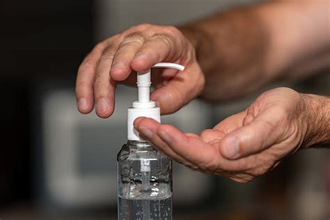 This hand sanitizer is so dangerous it can make you blind - stop using ...