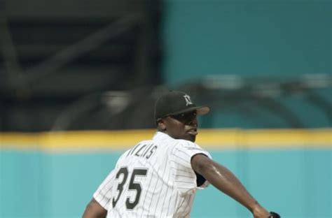 Florida Marlins History: Dontrelle Willis versus David Ross