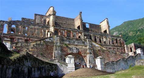 Schloss Sans-Souci in Milot, Haiti - Postcolonial Potsdam