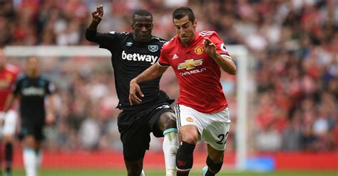 Mkhitaryan's financial demands hold up Arsenal transfer as Sanchez ...