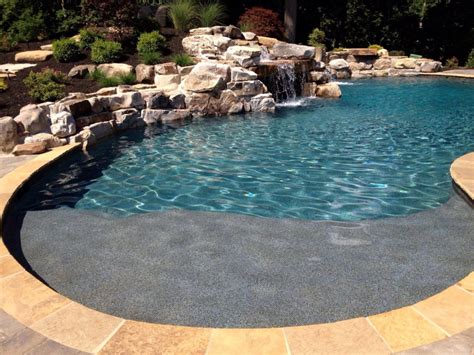 Concrete "Gunite" Pools