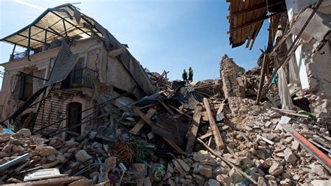 Trial delayed of scientists accused over L'Aquila quake | CNN