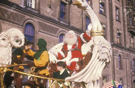 Santa Claus On Float, Macy's Thanksgiving Day Parade, New York.. Stock ...