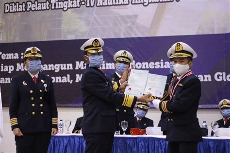 Graduation: The Principal of STIP Jakarta appointed The Representatives of Seafarers Training ...