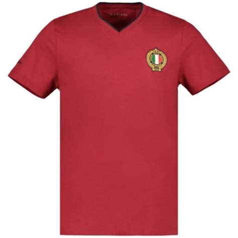 Badged v-neck t-shirt offer at Fabiani