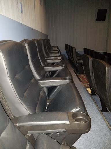 Movie Theater «Cinema World», reviews and photos, 476 John Fitch Hwy, Fitchburg, MA 01420, USA