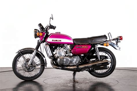 1972 SUZUKI GT 750 - Ruote da Sogno