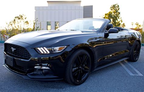 2016 Black Mustang Convertible | Mustang convertible, Ford mustang ...