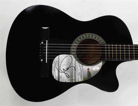 Taylor Swift Signed 38" Acoustic Guitar (JSA) | Pristine Auction