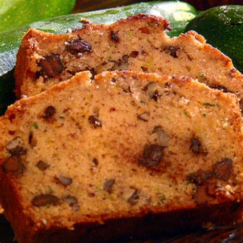 Chocolate Chip Zucchini Bread By Paula Deen | Chocolate chip zucchini bread, Food network ...