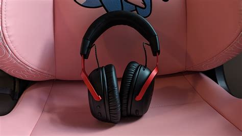 HyperX Cloud III Wireless review: The best gaming headset cuts its cord | Laptop Mag