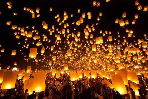 8 Festivals in Chiang Mai - Lantern, Flower Festival 2023