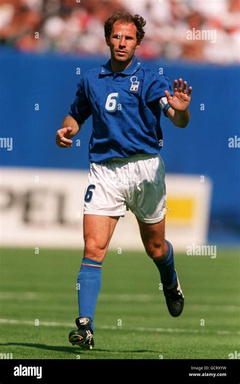 Franco baresi italy hi-res stock photography and images - Alamy