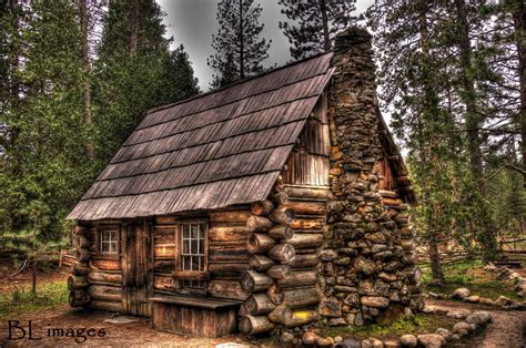 Yosemite National Park Rustic Cabin | Rustic cabin, Cabin, Log cabin homes