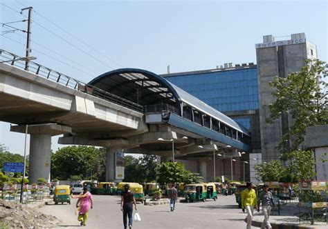 Man commits suicide at Karol Bagh metro station