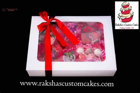 Raksha's Custom Cakes - Valentines' Day Gifts - Valentine’s Day Dessert Gift Box-79.99$