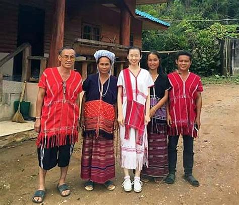 FolkCostume&Embroidery: Overview of the Peoples and Costumes of Myanmar, part 2; Karen, Kayah ...