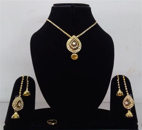 Buy Gold-Plated Jewelry Set Online at Best Price | Od