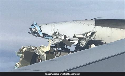 Air France A380 Superjumbo Makes Emergency Landing With Damaged Engine