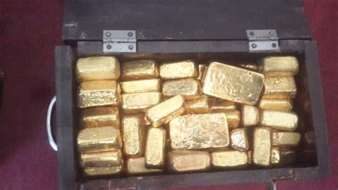 Gold dore bars: Gold dore bars