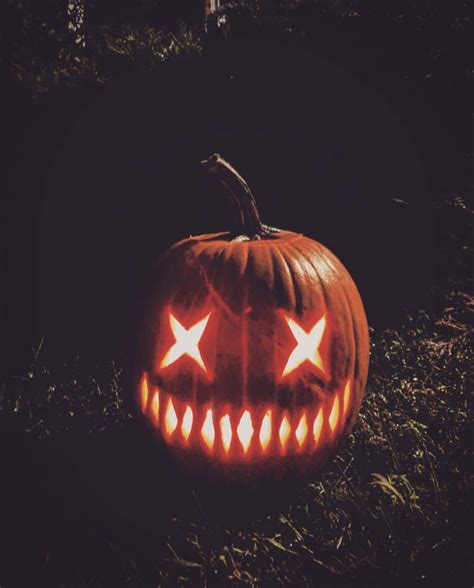 Star-Eyed Pumpkin Carving